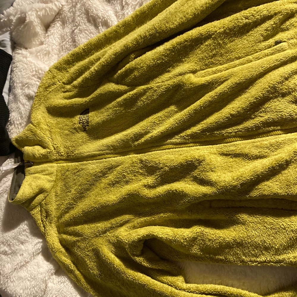 North face sweater